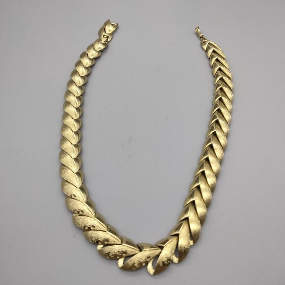 Monet Gold Tone Laurel Leaf Shiny & Brushed Vintage Estate w/ Extender RARE WOW! - Picture 6 of 9